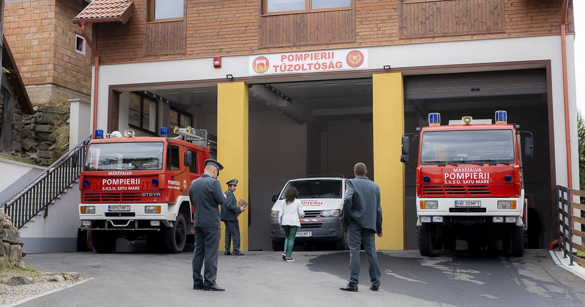 Átadták az új tűzoltószertárt Máréfalván